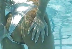 Bezmaksas armatūra porno zemūdens rādīt porno meitenes himēns
