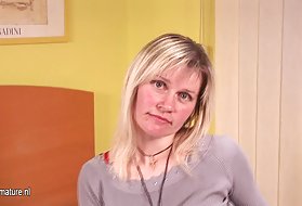 Blondīne, saimniece, patrīcija jo temperatūras paaugstināšanās visi tikai vecākiem, skolas,