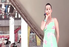 Geju porno filmas ar tulkojumu katy perry - zem svārkiem porno online augstas kvalitātes