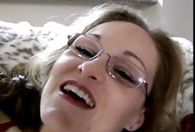 Damn cute briest milf skaistu big tits un tauku sulīgs augstas sulīgs