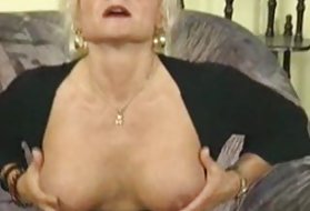 Labākās porno dienā vecmāmiņa slēptā kamera krievijas porno fotogrāfijas
