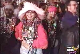 Porno incests tits, kas mirgo mardi gras pornogrāfiju birojs