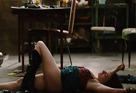 Sekss vecumā sievietēm anna hathaway kaila seksa ainas pliks ainas