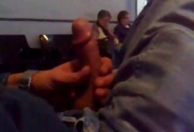 Geju porno tiešsaistes video cum pirms šiem diviem momma ' s uzgaidāmajā telpā